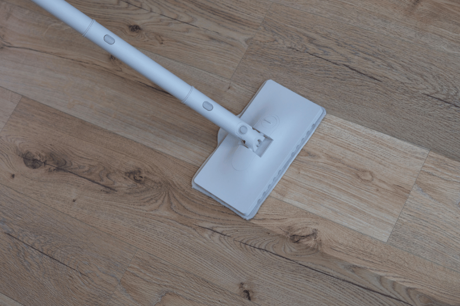 Alternative Reinigungsmethoden für empfindliches oder unversiegeltes Laminat